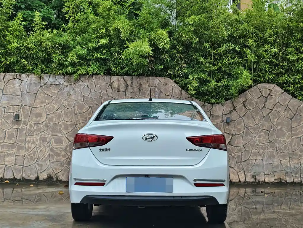 Verna 1.4 L Manual Cool GLS