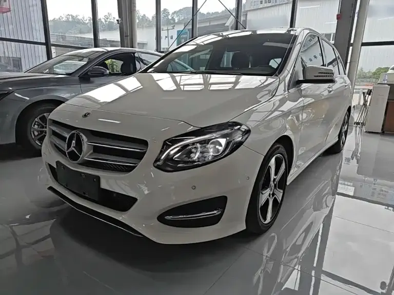 Mercedes-Benz B-Class B 200 Fashion