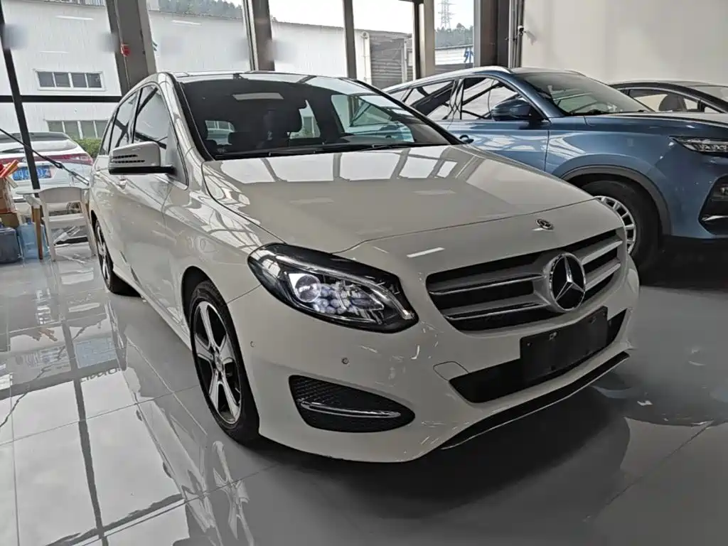 Mercedes-Benz B-Class B 200 Fashion
