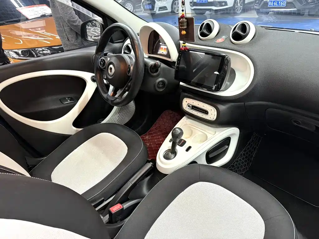 smart forfour 1.0 L 52 kW Passion