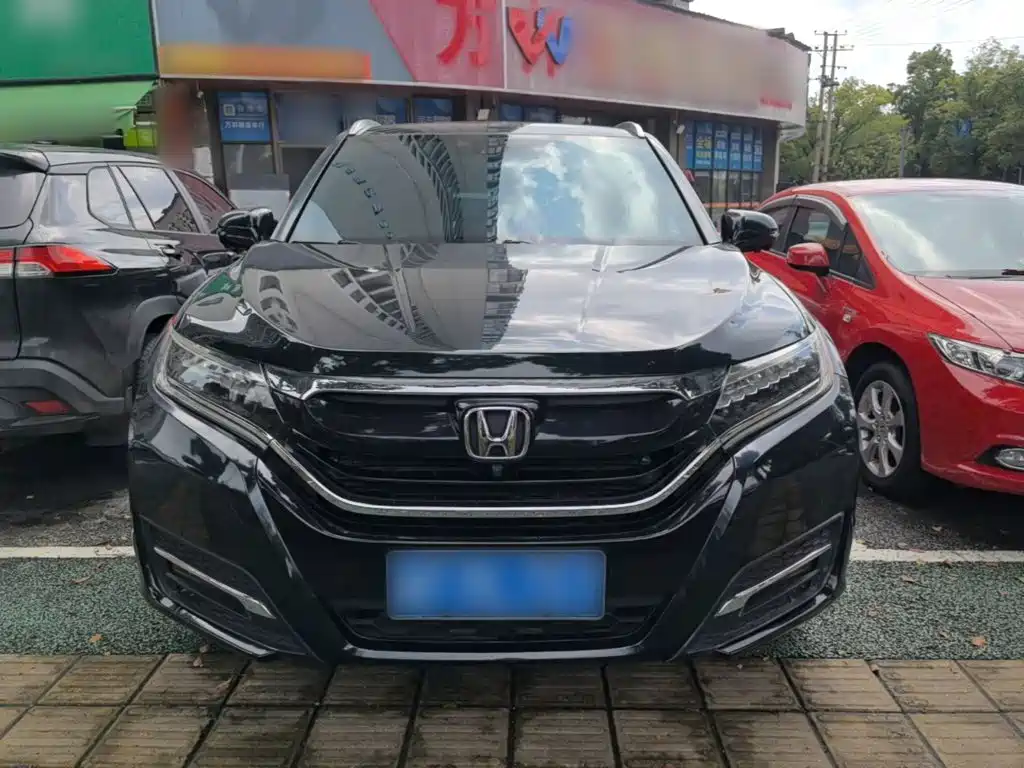 Honda UR-V 240 TURBO 2 WD Luxury CN-V