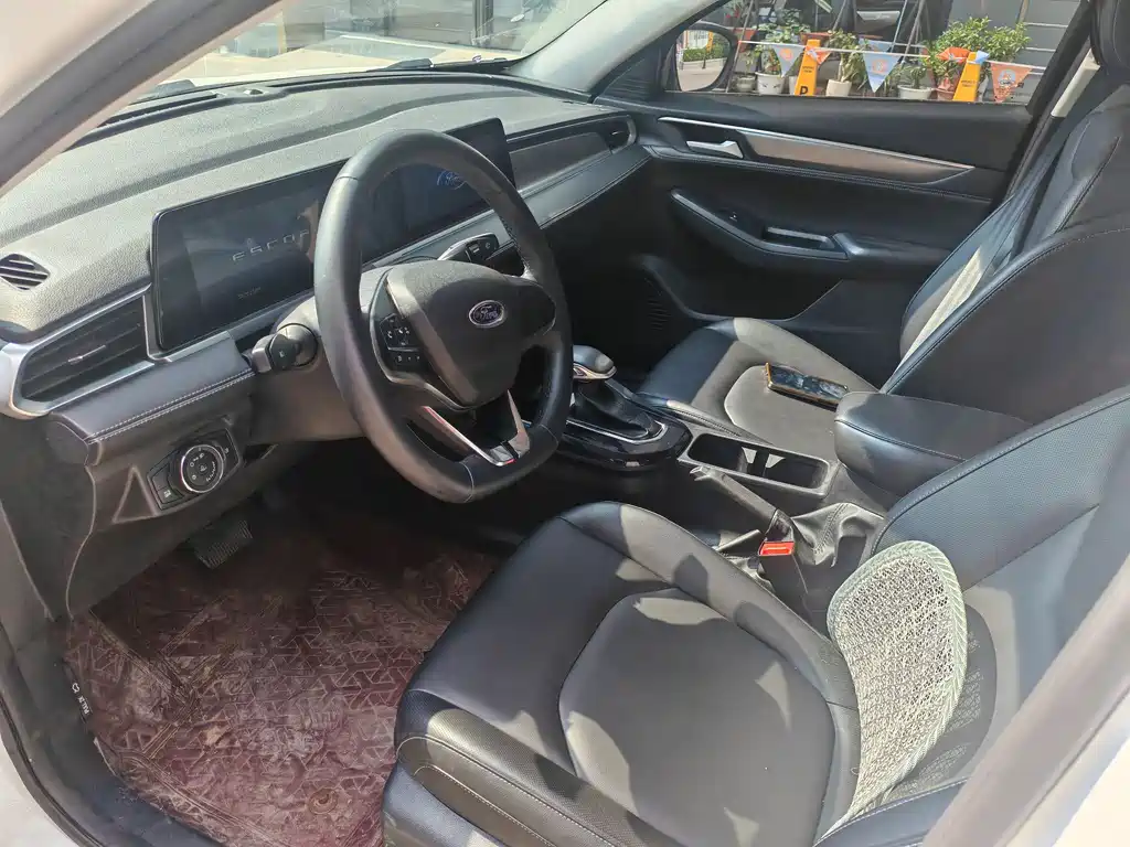 Escort 1.5 L Auto Diamond