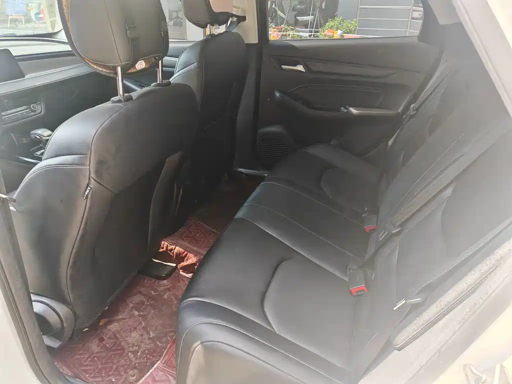 Escort 1.5 L Auto Diamond