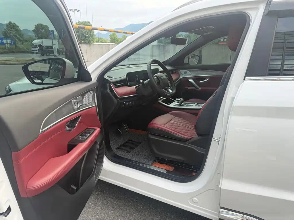Jetour X70 PLUS Champion 1.5 T DCT Champion MAX 7-seat
