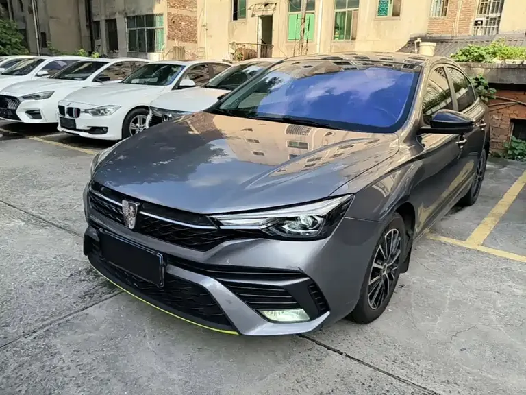 Roewe i5 1.5 L CVT Stellar