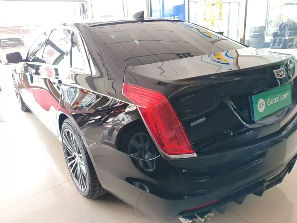 Cadillac CT6 28 T Luxury