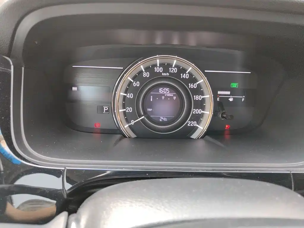 Elysion 2.4 L Style