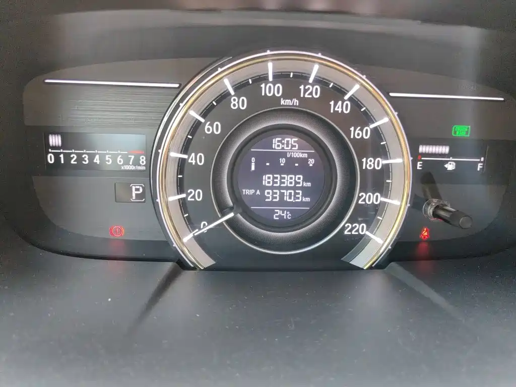 Elysion 2.4 L Style