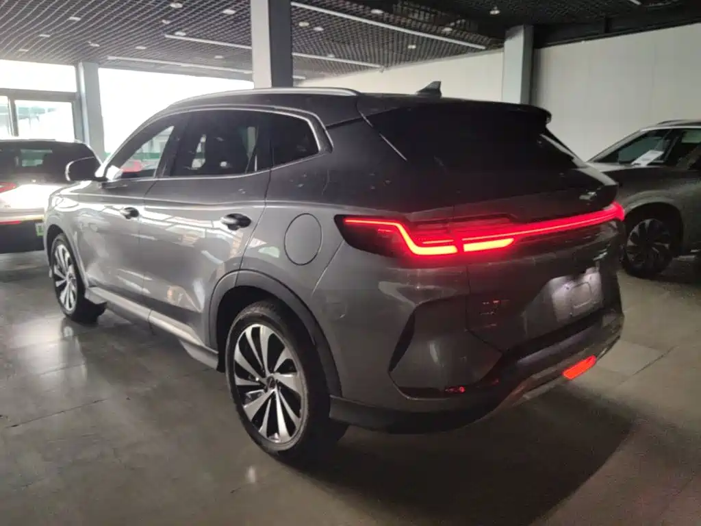Song PLUS NEV Champion DM-i 110 KM Flagship