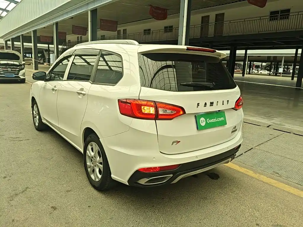 Family F7 福美来F7 2017款 1.5 T 7座手动标准型