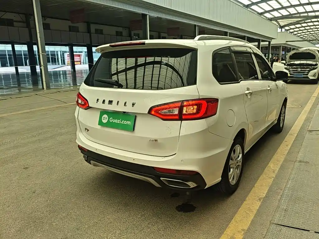 Family F7 福美来F7 2017款 1.5 T 7座手动标准型