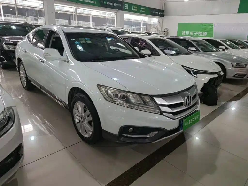 Crosstour 2.4 L Luxury