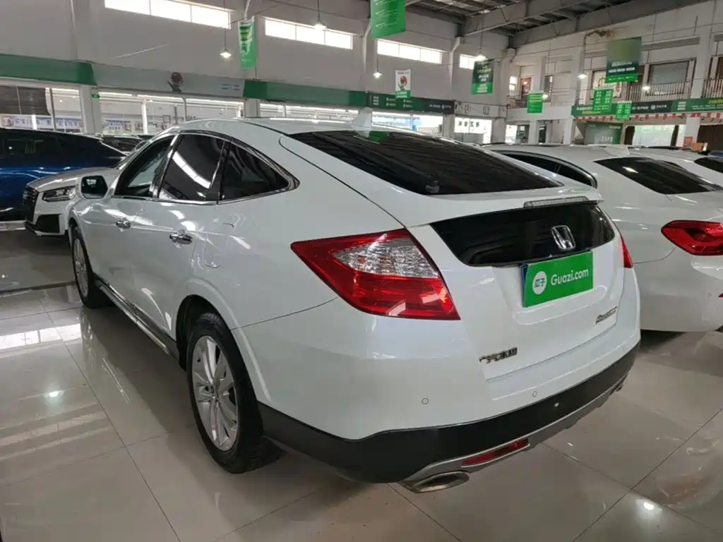 Crosstour 2.4 L Luxury