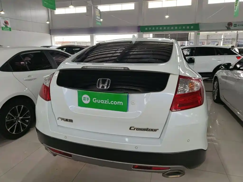 Crosstour 2.4 L Luxury
