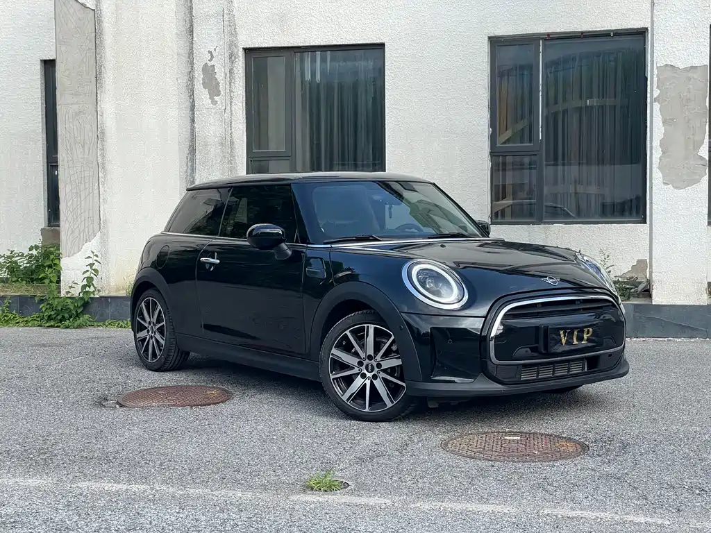 MINI Facelift 1.5 T COOPER Artist