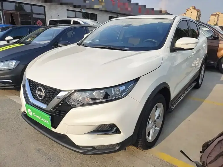 Nissan Qashqai Classic 2.0 L CVT XV Comfort