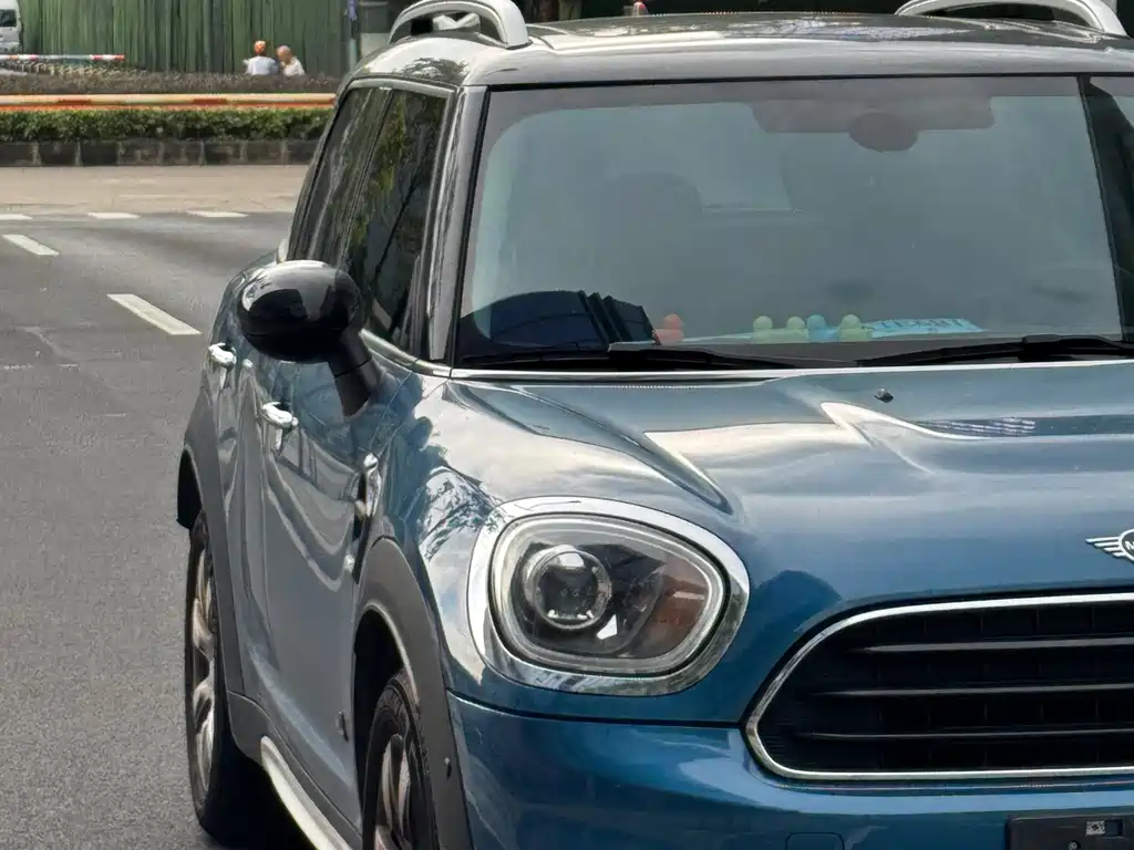MINI COUNTRYMAN 1.5 T COOPER ALL4 Classic