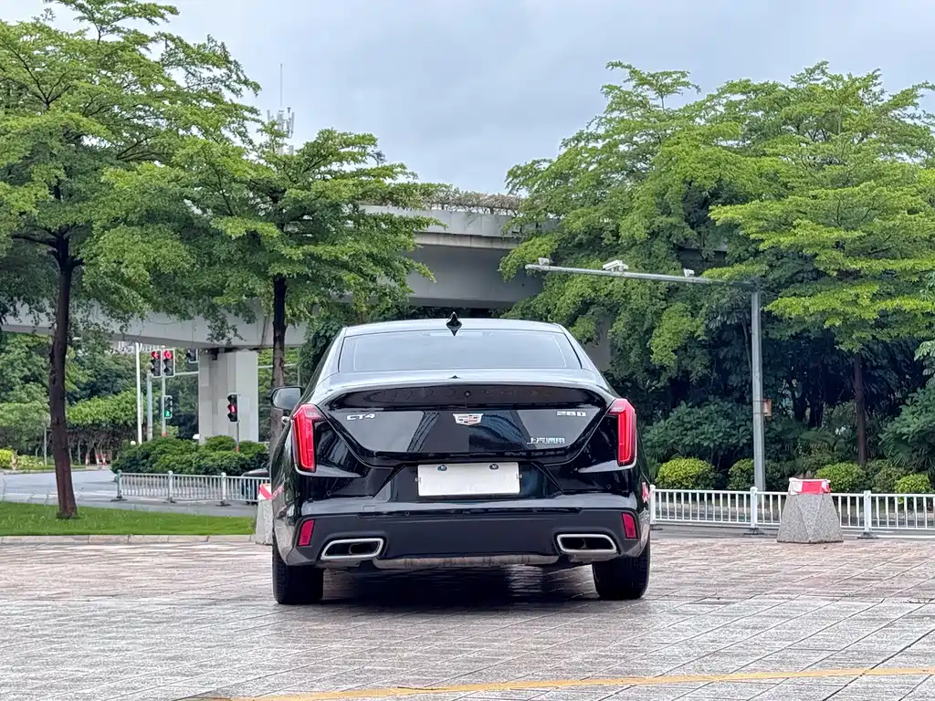 Cadillac CT4 28 T Luxury