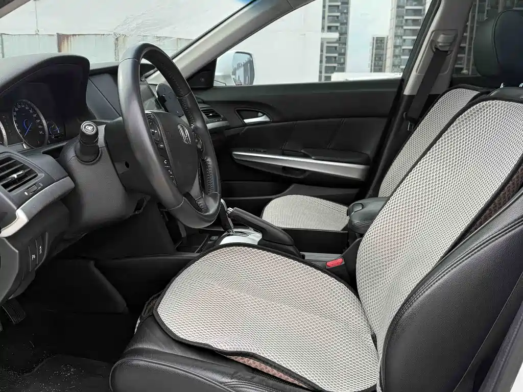 Crosstour 2.4 L Luxury