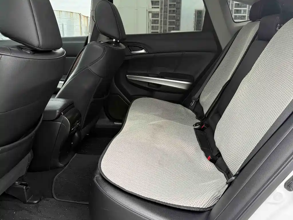 Crosstour 2.4 L Luxury