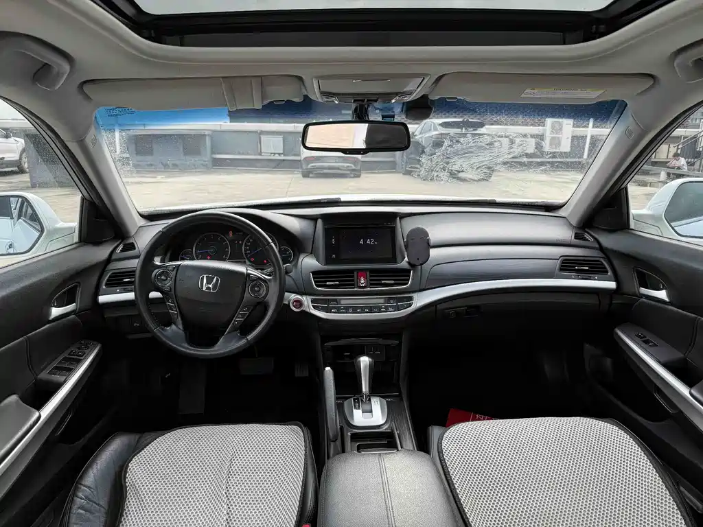 Crosstour 2.4 L Luxury