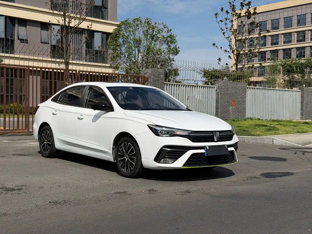 Roewe i5 1.5 L CVT Stellar