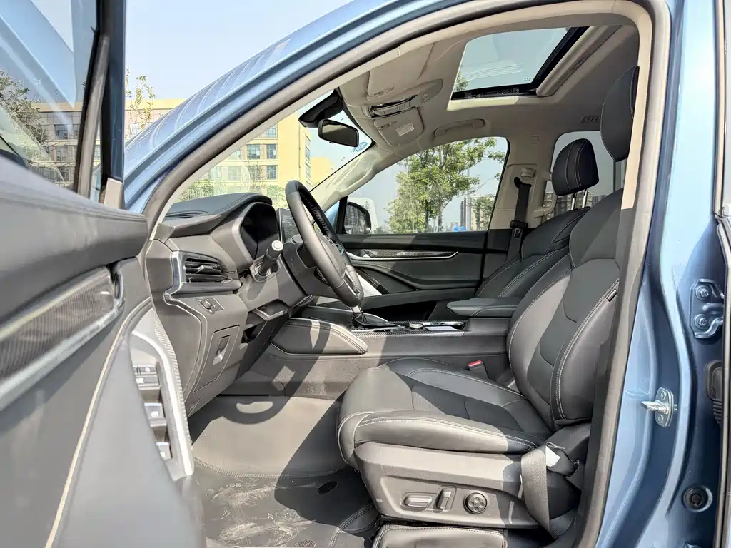Maxus D90 2.0 T Auto 4 WD Star