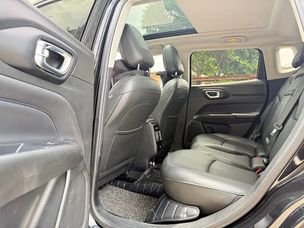 Compass 220 T Auto Elite