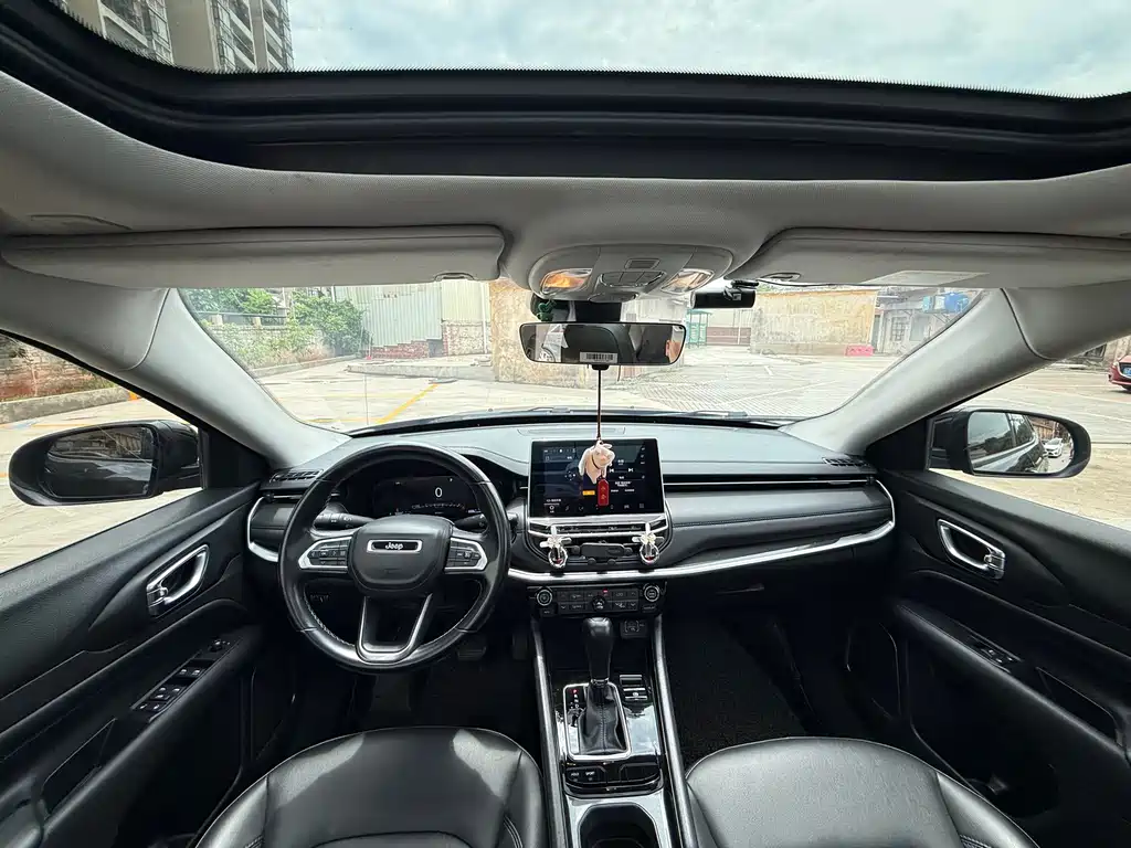 Compass 220 T Auto Elite