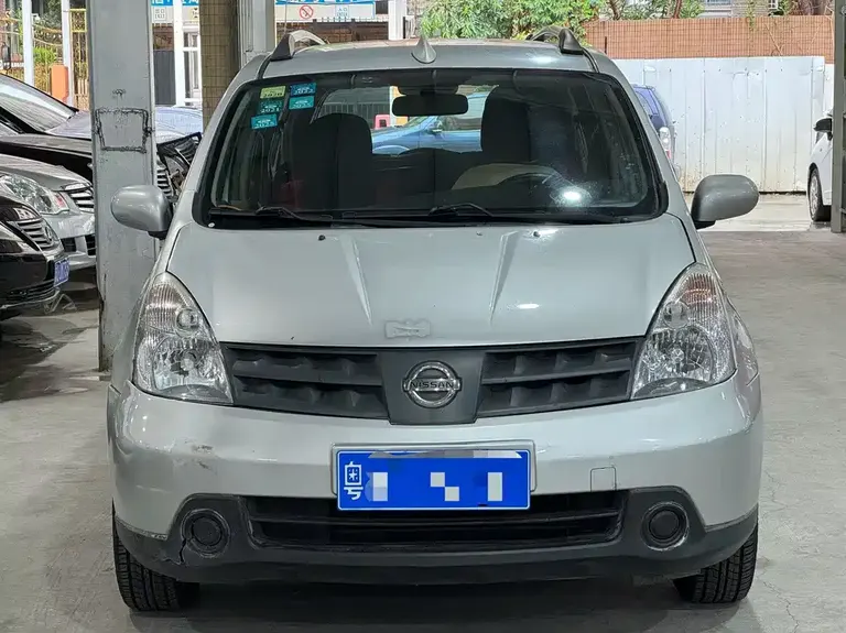 Nissan Livina 骊威 2008款 劲锐 1.6 L 自动标准版