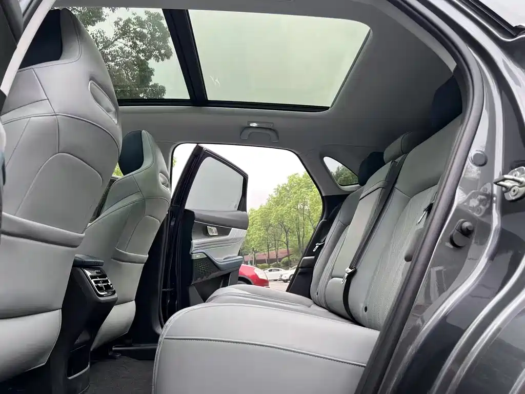 Changan UNI-K iDD Smart Electric iDD 1.5 T 135 km Smart Fun