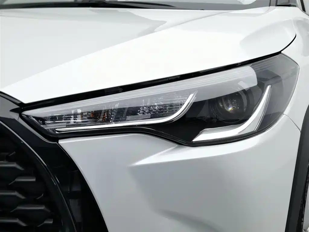Corolla Cross 2.0 L Pioneer