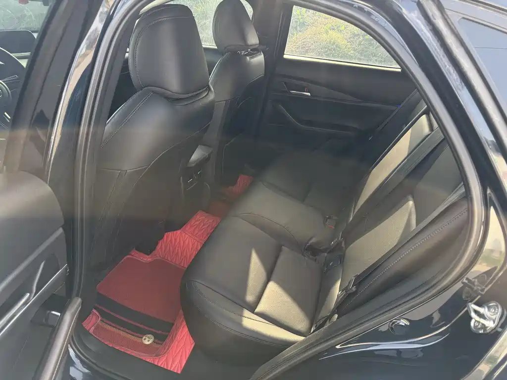 Mazda CX-30 2.0 L Auto Jiayue