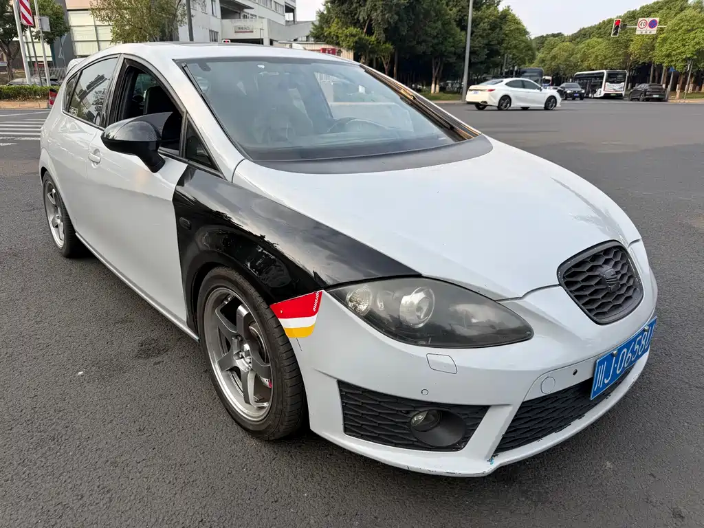 LEON 2.0 TSI CUPRA