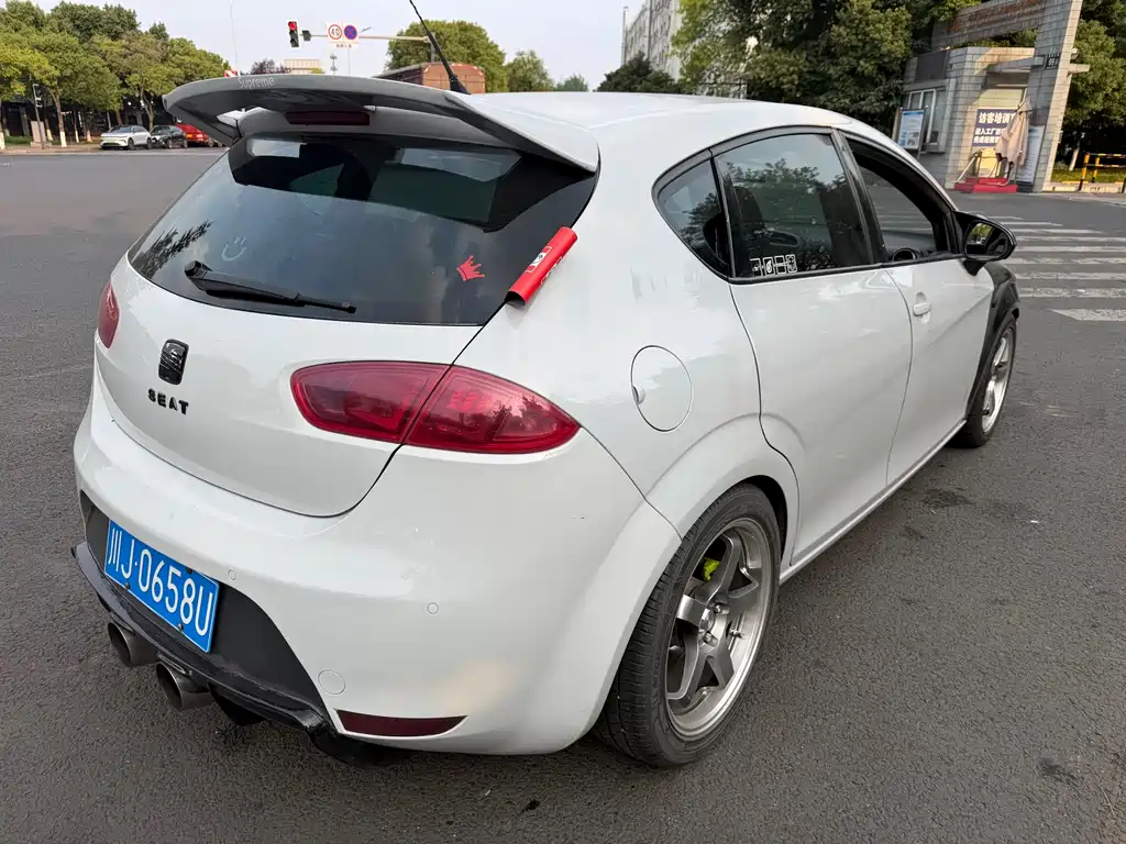 LEON 2.0 TSI CUPRA