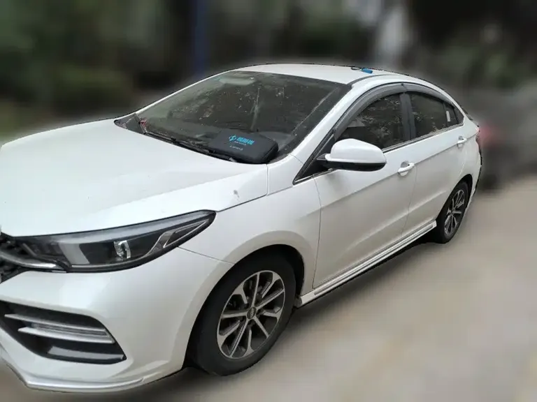 Chery Arrizo GX 艾瑞泽GX 2019款 冠军版 1.5 L 手动时尚型