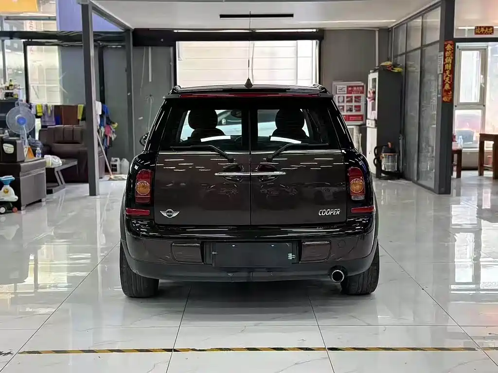 MINI CLUBMAN 1.6 L COOPER Cheer