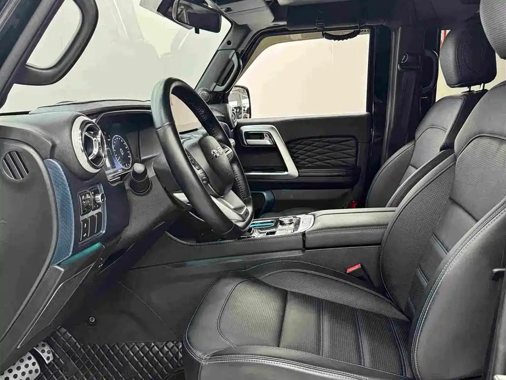 BAIC BJ40 2.0 T Auto 4 WD Rally Champion