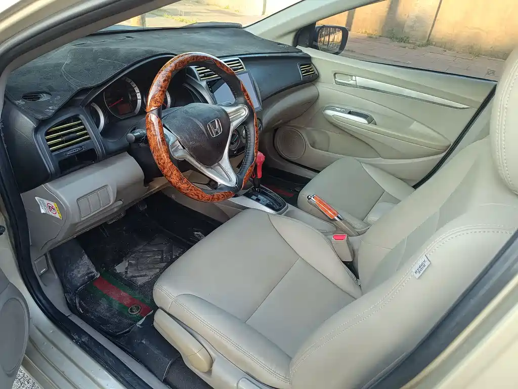 City Classic 1.5 L Auto Elite Taste Premium