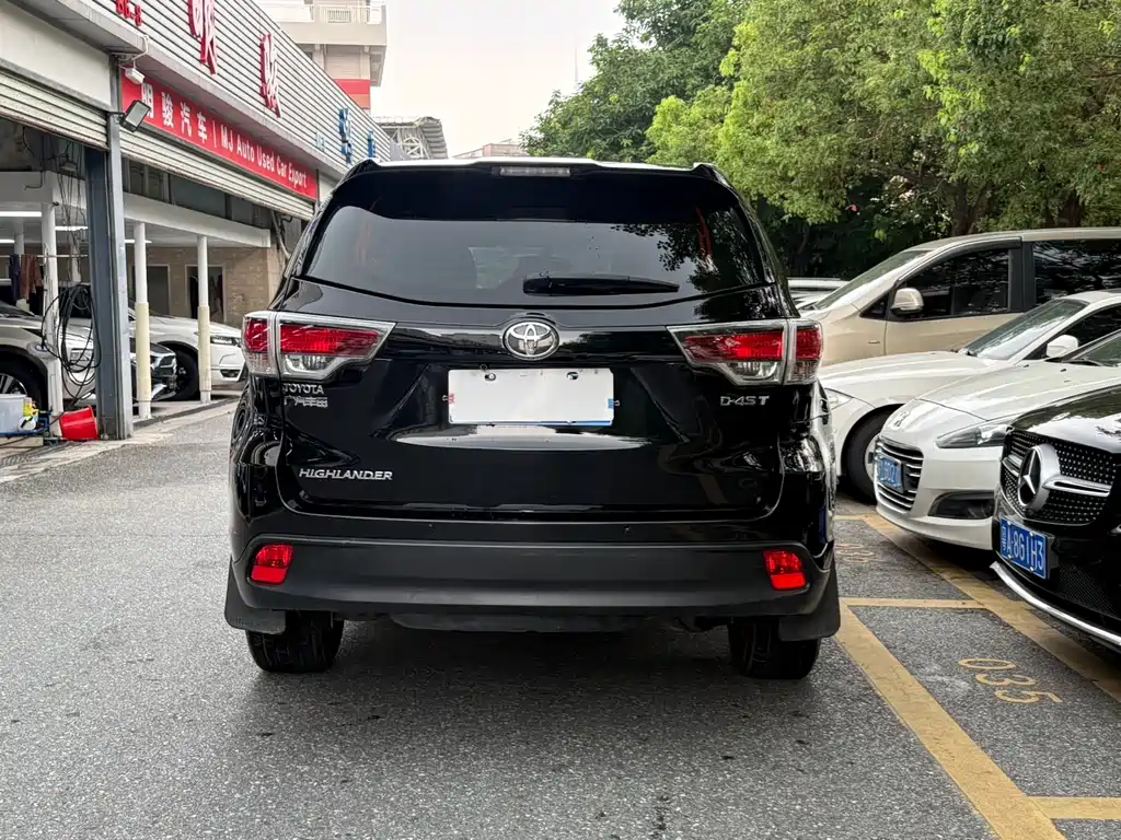 Highlander 2.0 T 2 WD Elite 5-seat