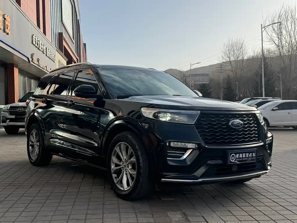 Explorer EcoBoost 285 4 WD Style 6-seat