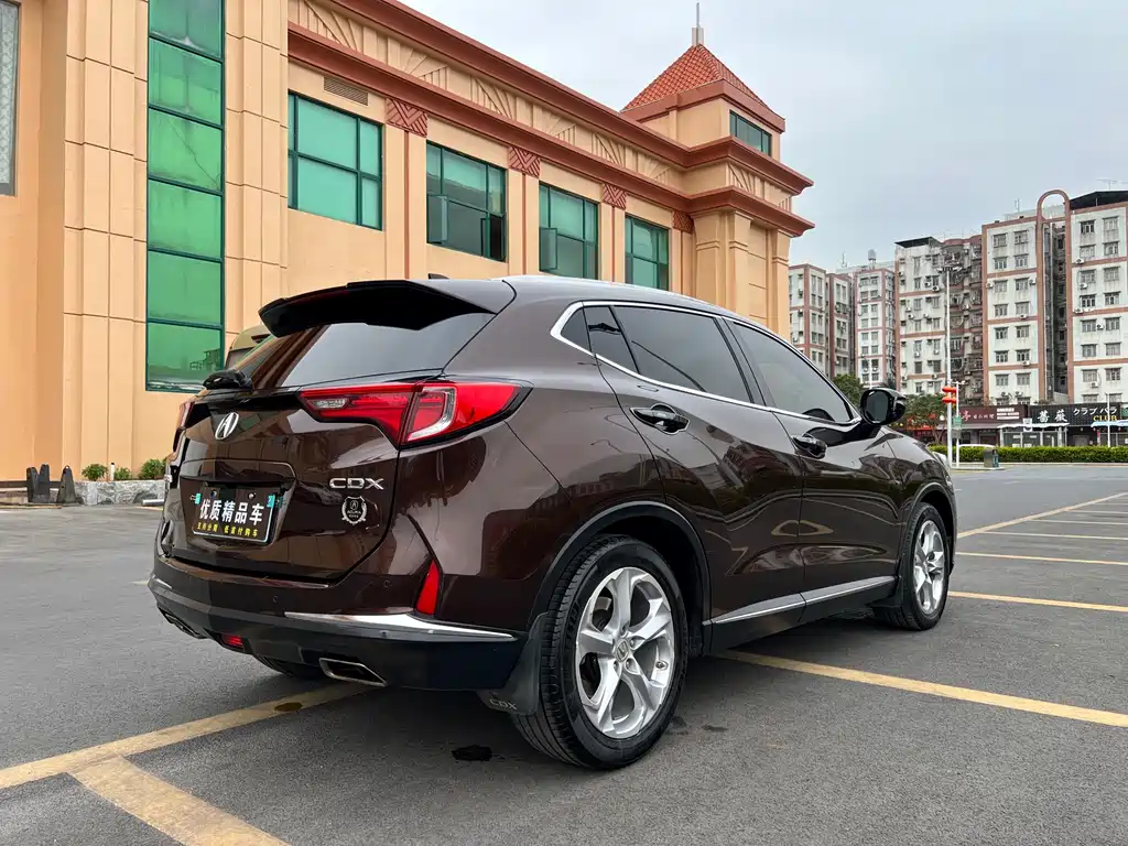 Acura CDX 1.5 T 2 WD Premium