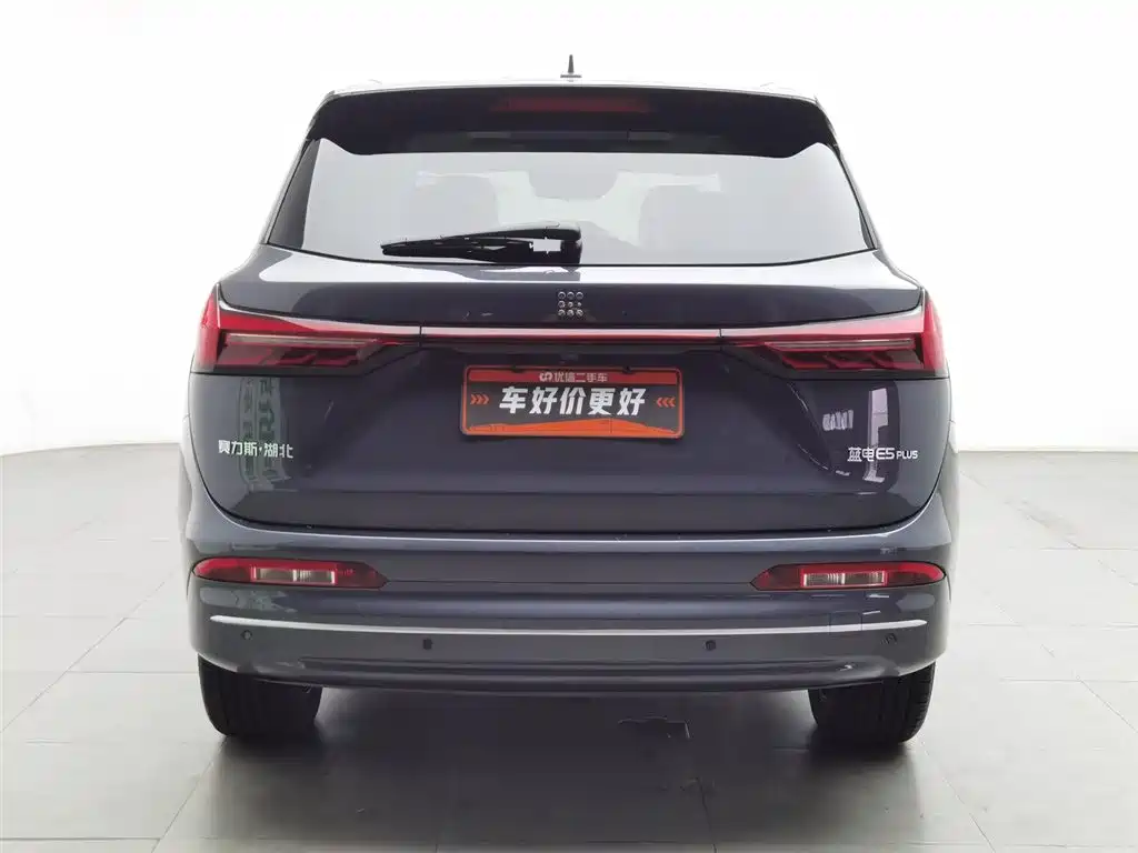 Landian E5 PLUS 蓝电E5 PLUS 2026款 230 km 超长续航版 Ultra 7座