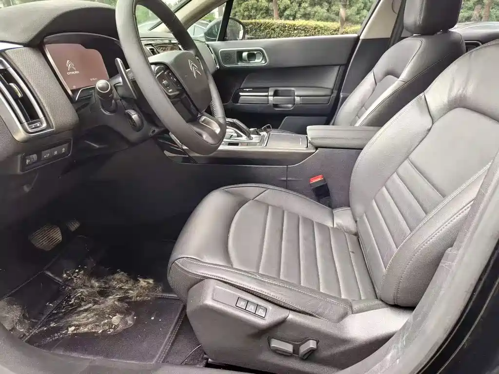 Citroën C6 400 THP Luxury