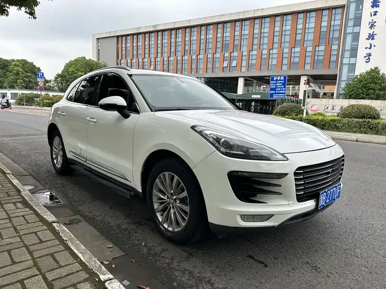 Zotye SR9 2.0 T Auto Ultimate Heart