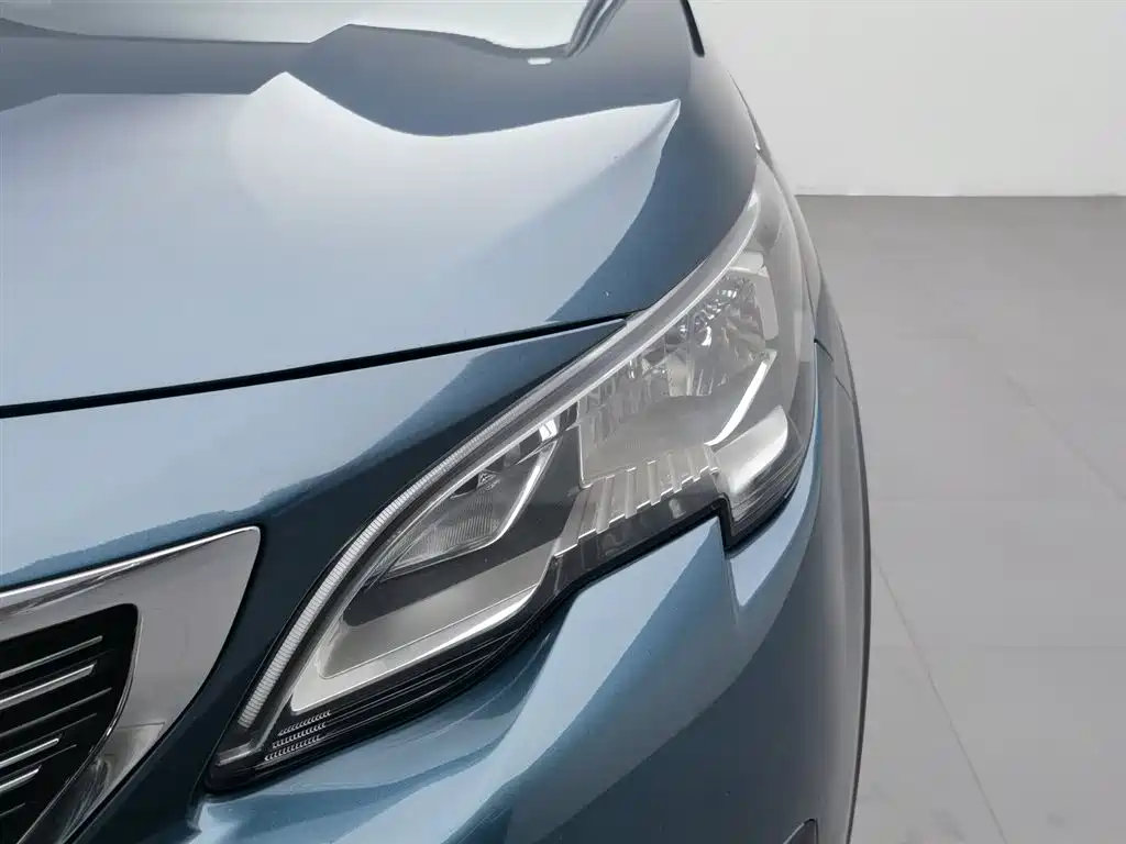 Peugeot 5008 350 THP 7-seat Elite
