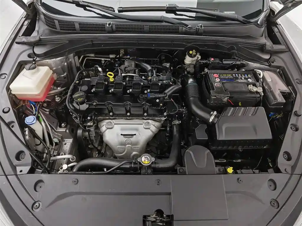 Eado PLUS 1.6 L GDI Manual Elite