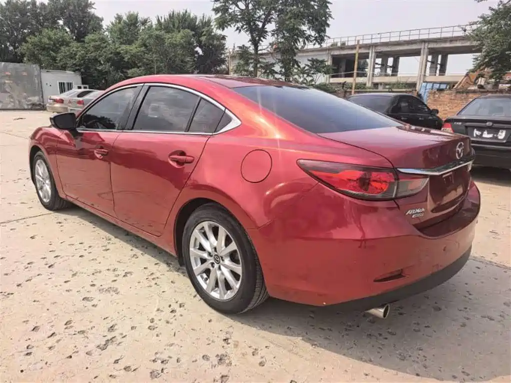 Atenza 2.0 L Blue Sky Luxury