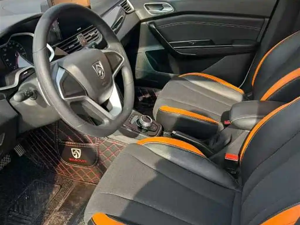 Baojun 310 1.5 L Auto Comfort