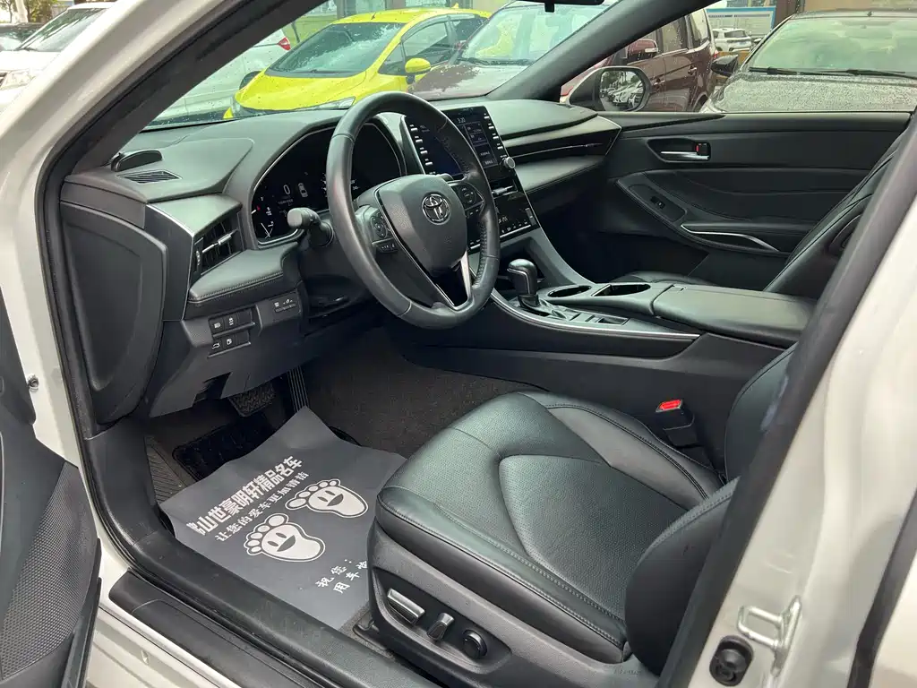 Avalon 2.0 L Luxury CN-VI